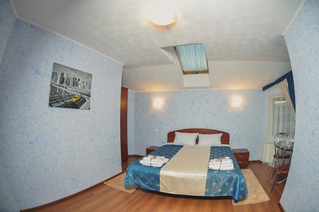 Forsage Hotel Rivne Exterior photo